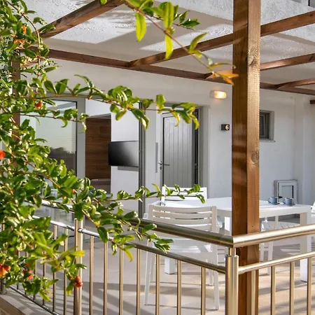 Ariadni Apartment